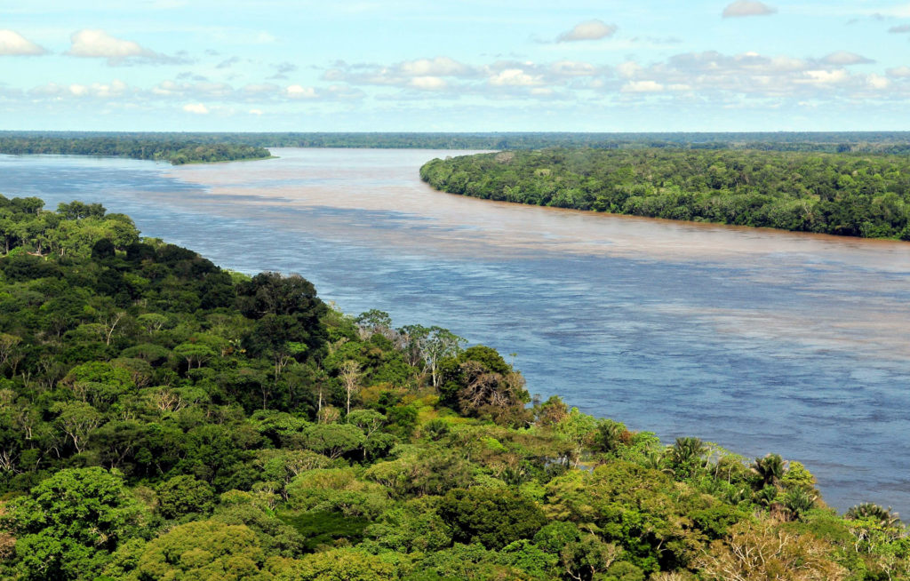 Der Amazonas (hier in der Nähe von Manaus) und seine Nebenflüsse durchfliessen ein riesiges Gebiet. | © Neil Palmer/CIAT