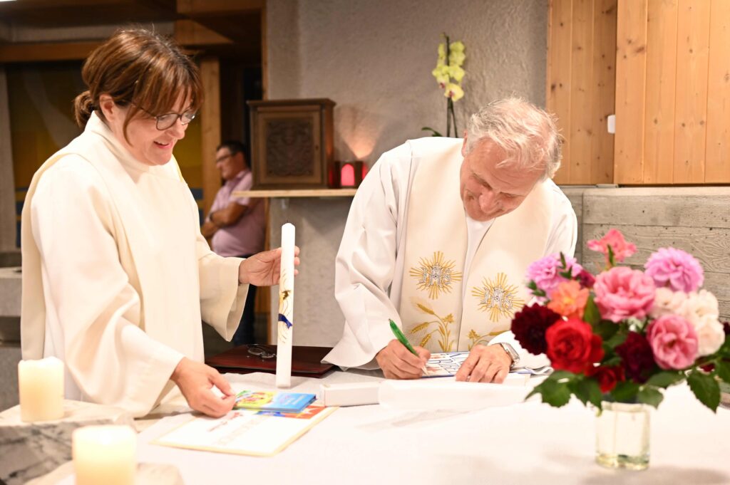 In der Schweiz steht die Funktion der Gemeindeleitung auch Frauen offen. Carmen Stark leitet neu den Pastoralraum Thierstein. | © Paul Mark, Breitenbach 